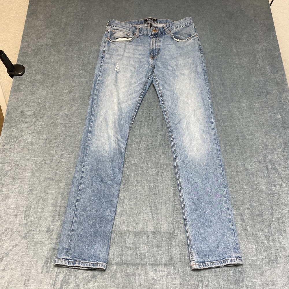 Forever 21 Jeans Mens 32 Blue Denim Everyday Wear All Day Comfort Straight Leg